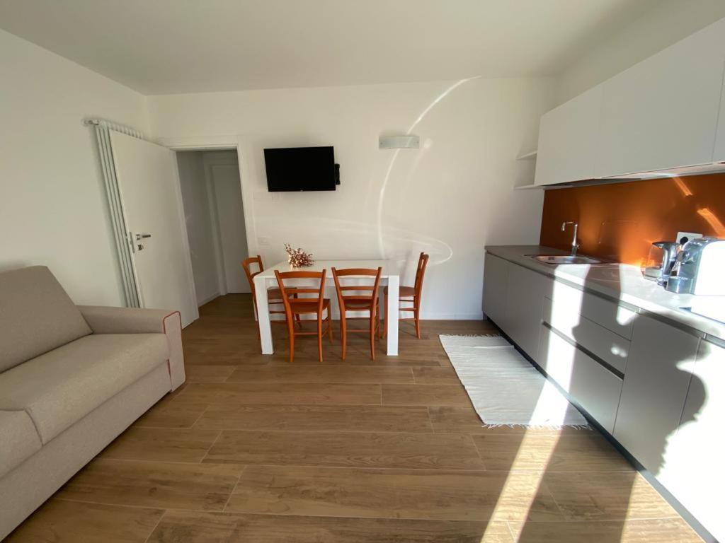 Casa Vacanze La Brenta Chiavenna Bagian luar foto