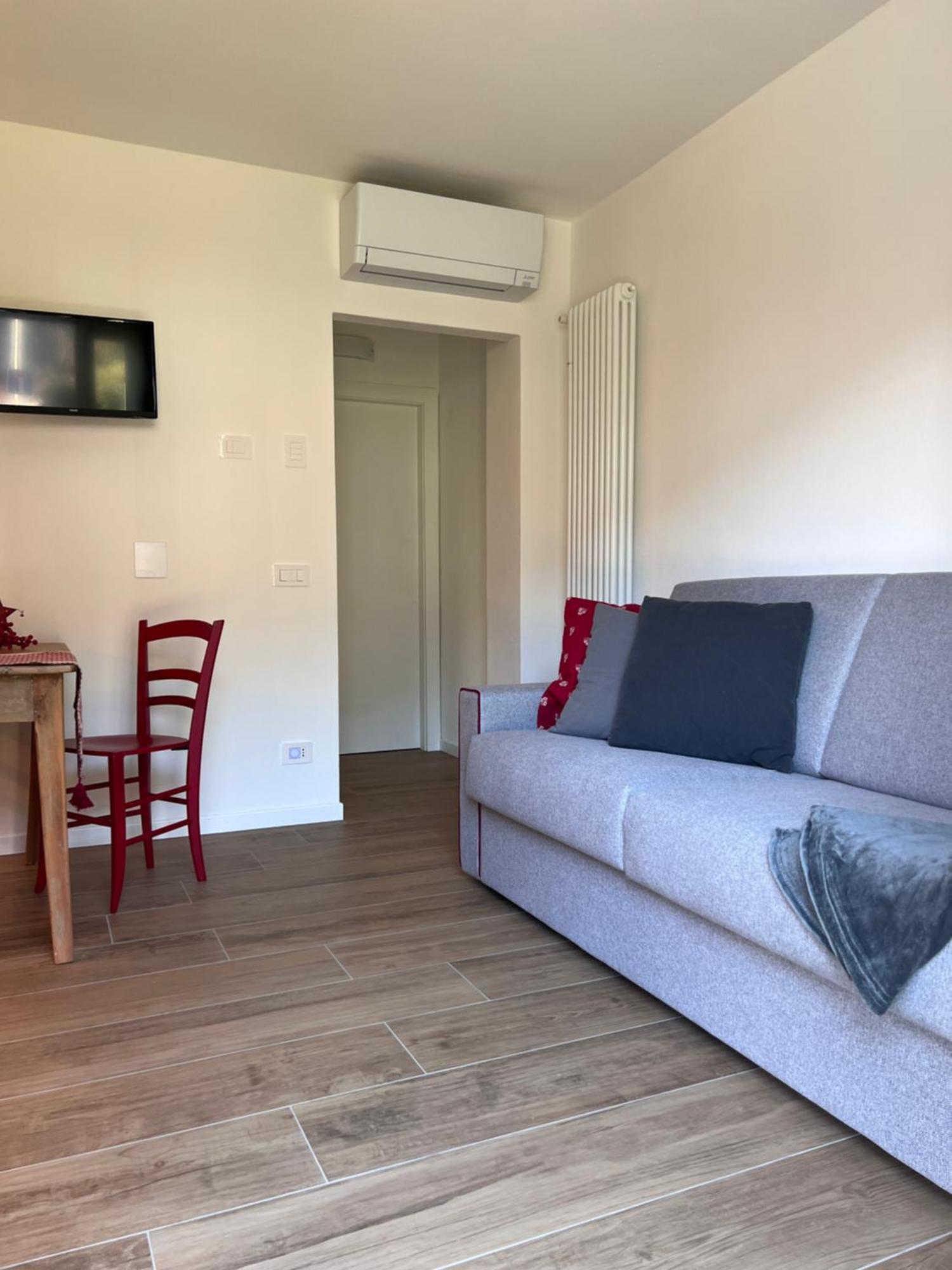 Casa Vacanze La Brenta Chiavenna Bagian luar foto