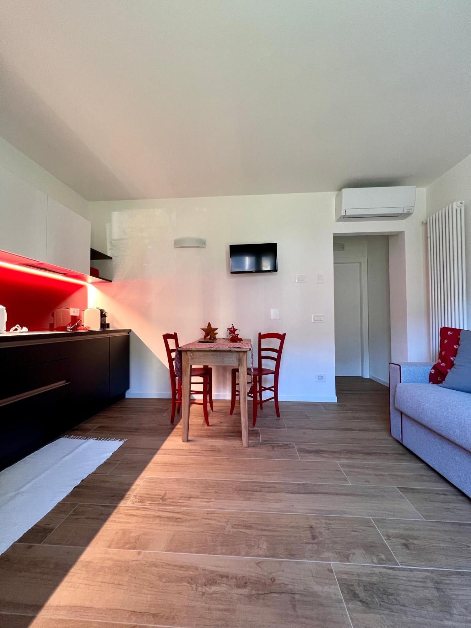Casa Vacanze La Brenta Chiavenna Bagian luar foto